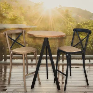 כיסאות ושולחנות בר