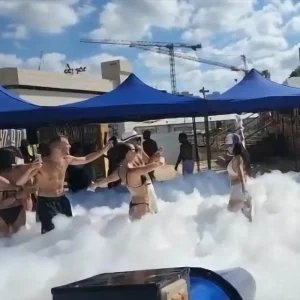 תותח קצף להשכרה