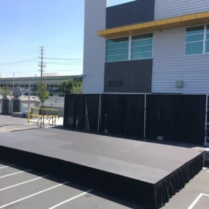 במה 50cm עם גב במה